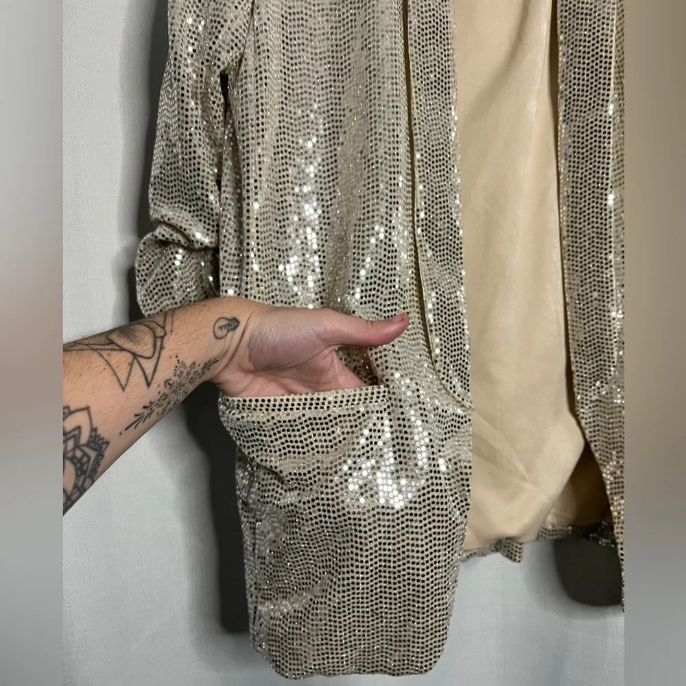C by One Silver Sequined 3/4 Sleeve Long Line Blazer XS - Picture 6 of 10